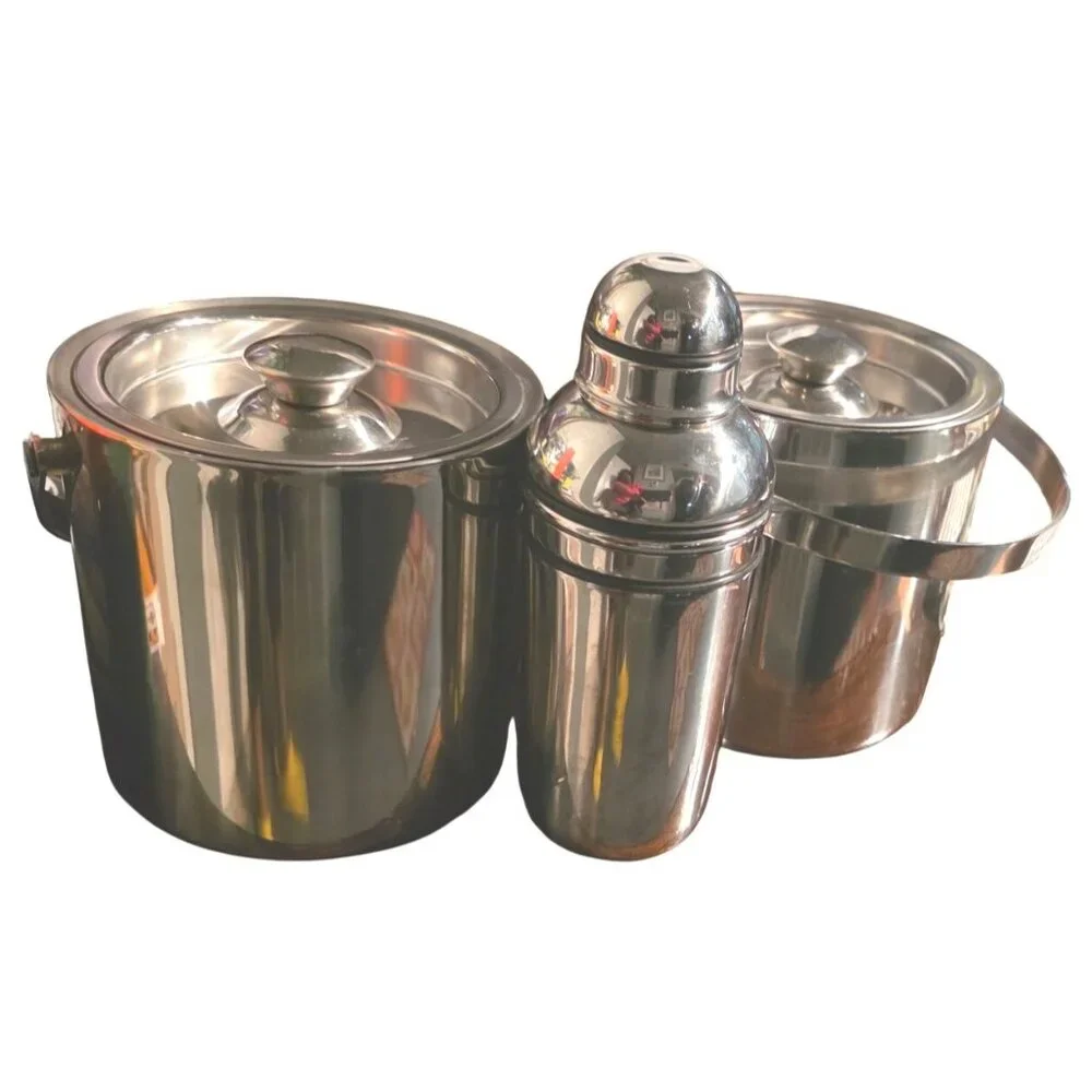 2 Ice Buckets 6